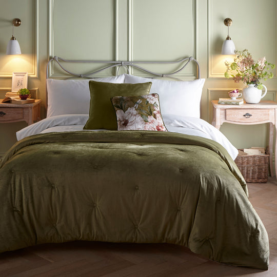 Austell Bedspread in Olive 150 x 220cm