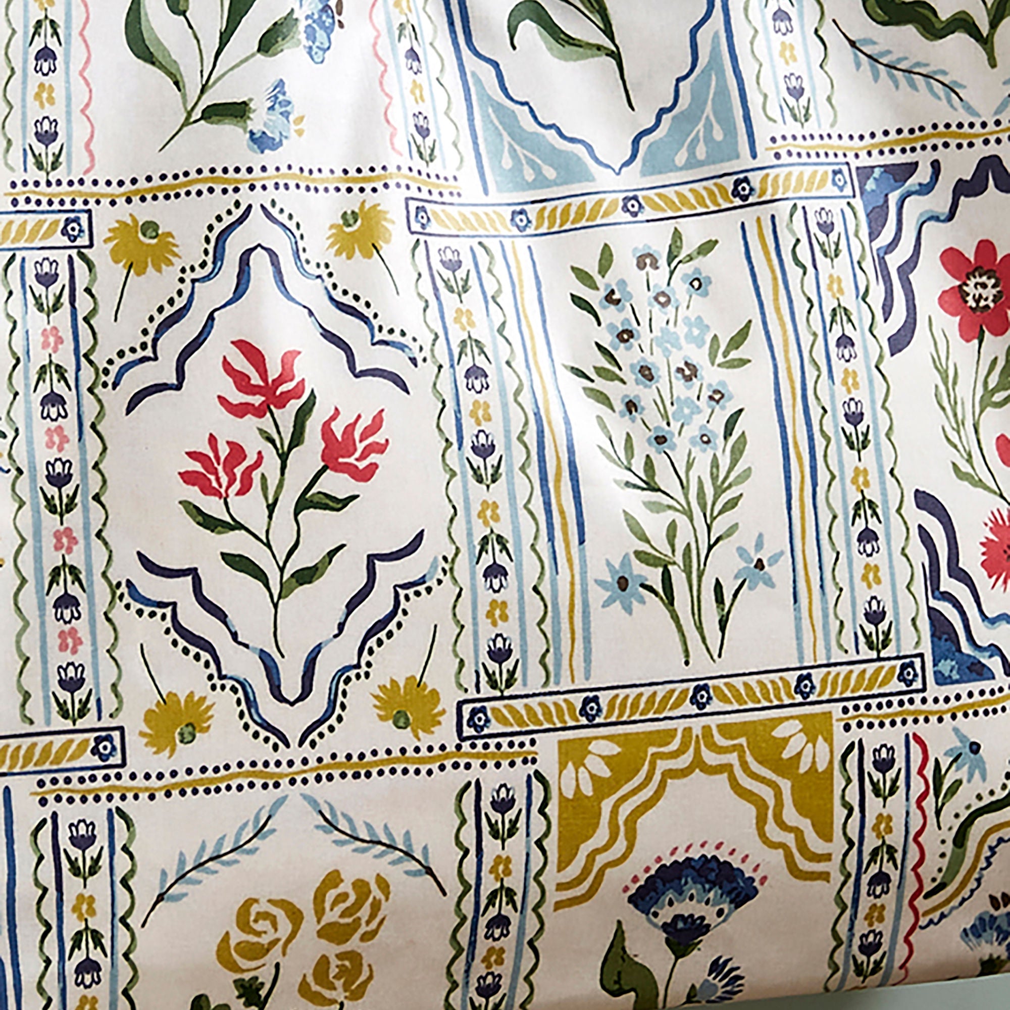 Ulster Weavers Boho Floral PVC Coated Tote Bag Medium in Multi - Bag - Ulster Weavers