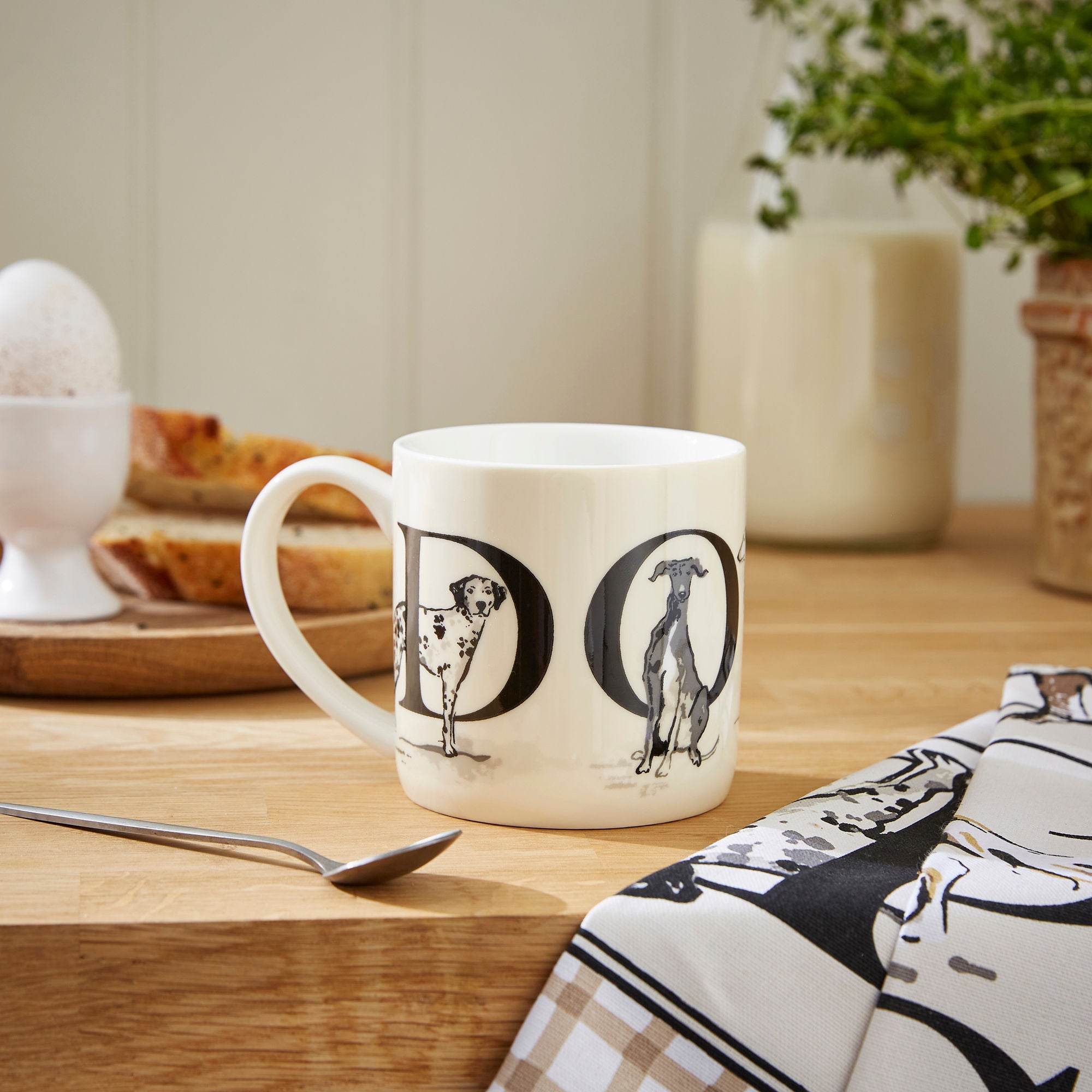 Country Dogs Bone China Mug in Brown - Mug - Ulster Weavers