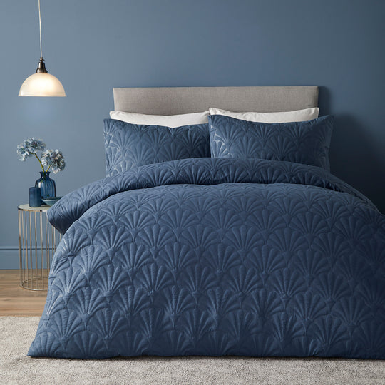Cavali Duvet Cover Set in Dark Blue