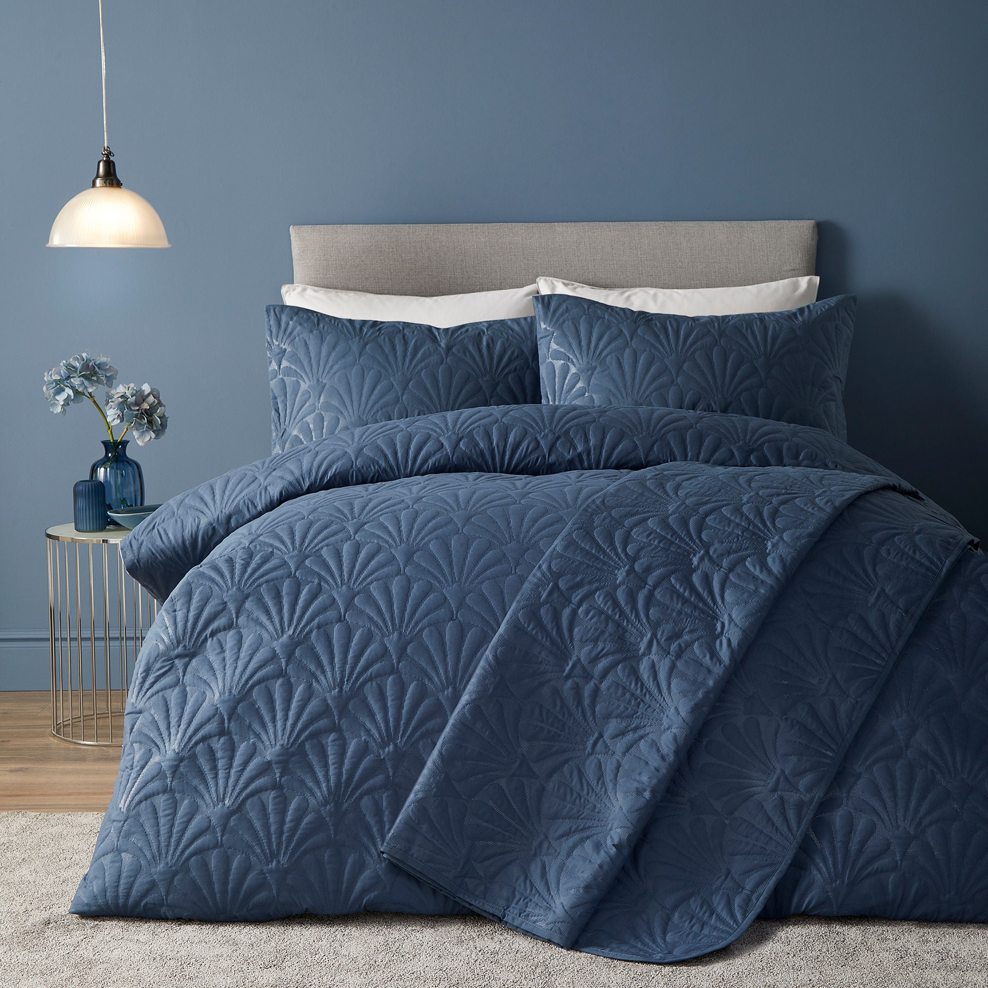 Cavali Duvet Cover Set by Serene in Dark Blue - Duvet Cover Set - Serene
