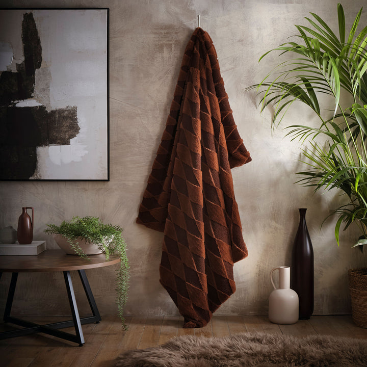 Cosy Diamond Throw in Chocolate 150 x 200cm - Throw - Appletree