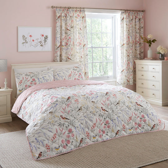 Caraway Bedspread in Pink 200 x 230cm