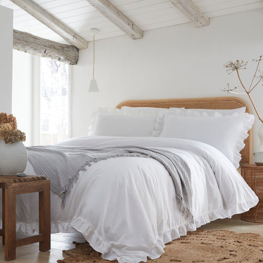 Cassia Frill Duvet Cover Set in White