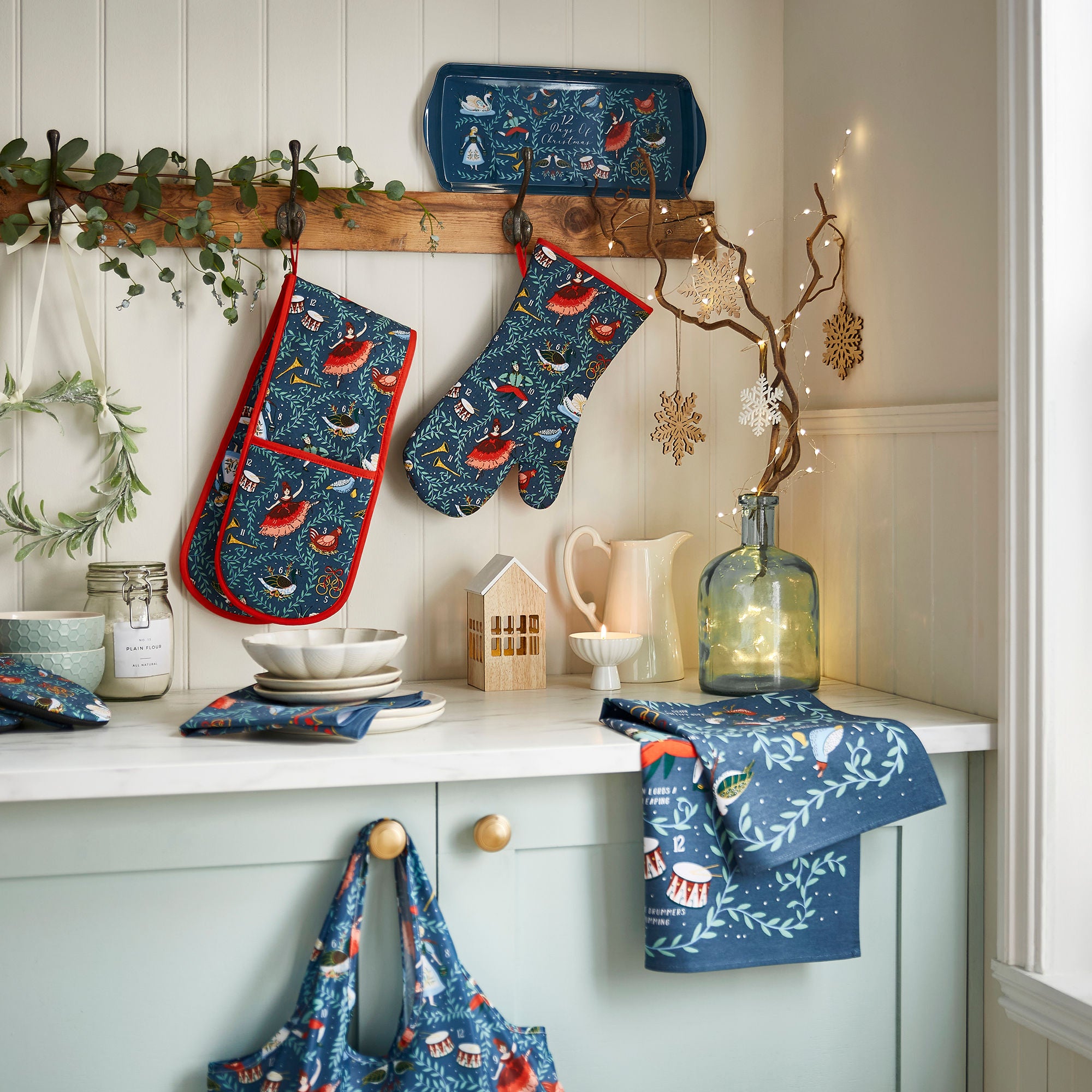 Ulster Weavers 12 Days of Christmas Napkins - 2 Pack One Size in Green - Napkin - Ulster Weavers