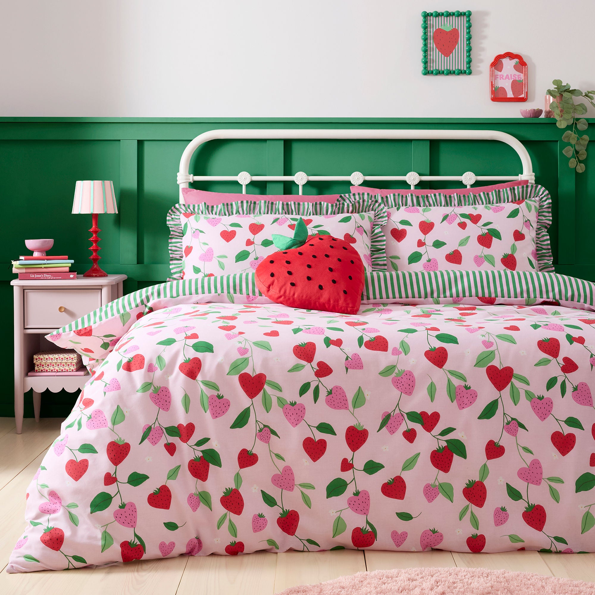 Fun Strawberries Duvet Cover Set in Pink - Duvet Cover Set - Bedlam