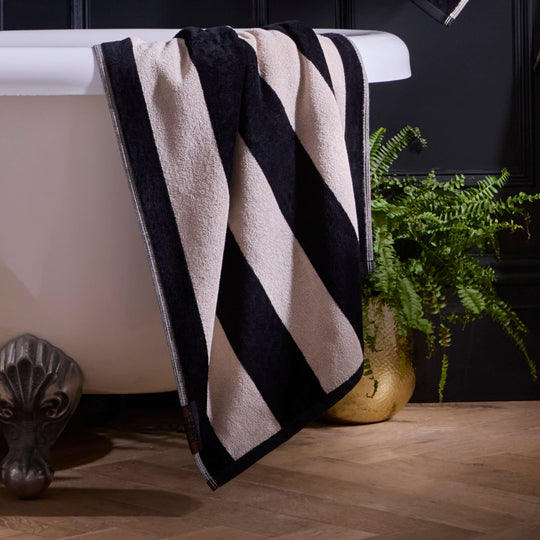 Festivo Stripe Towels in Black