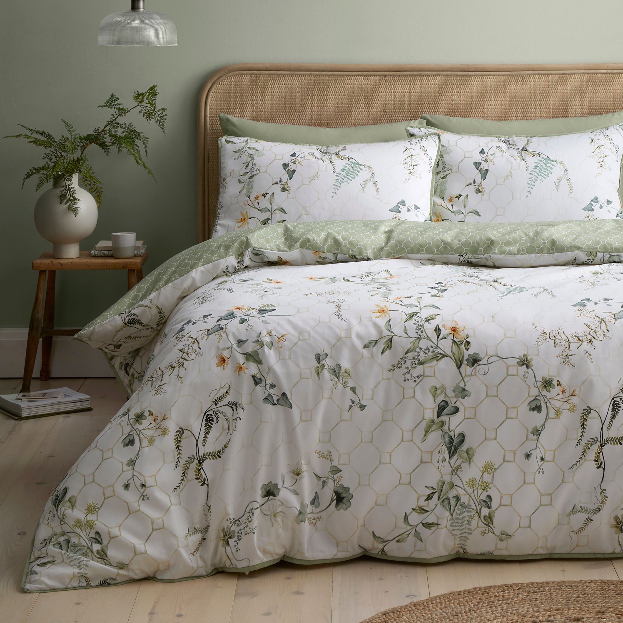 Floral Trellis Duvet Cover Set in Green - Duvet Cover Set - Appletree Heritage