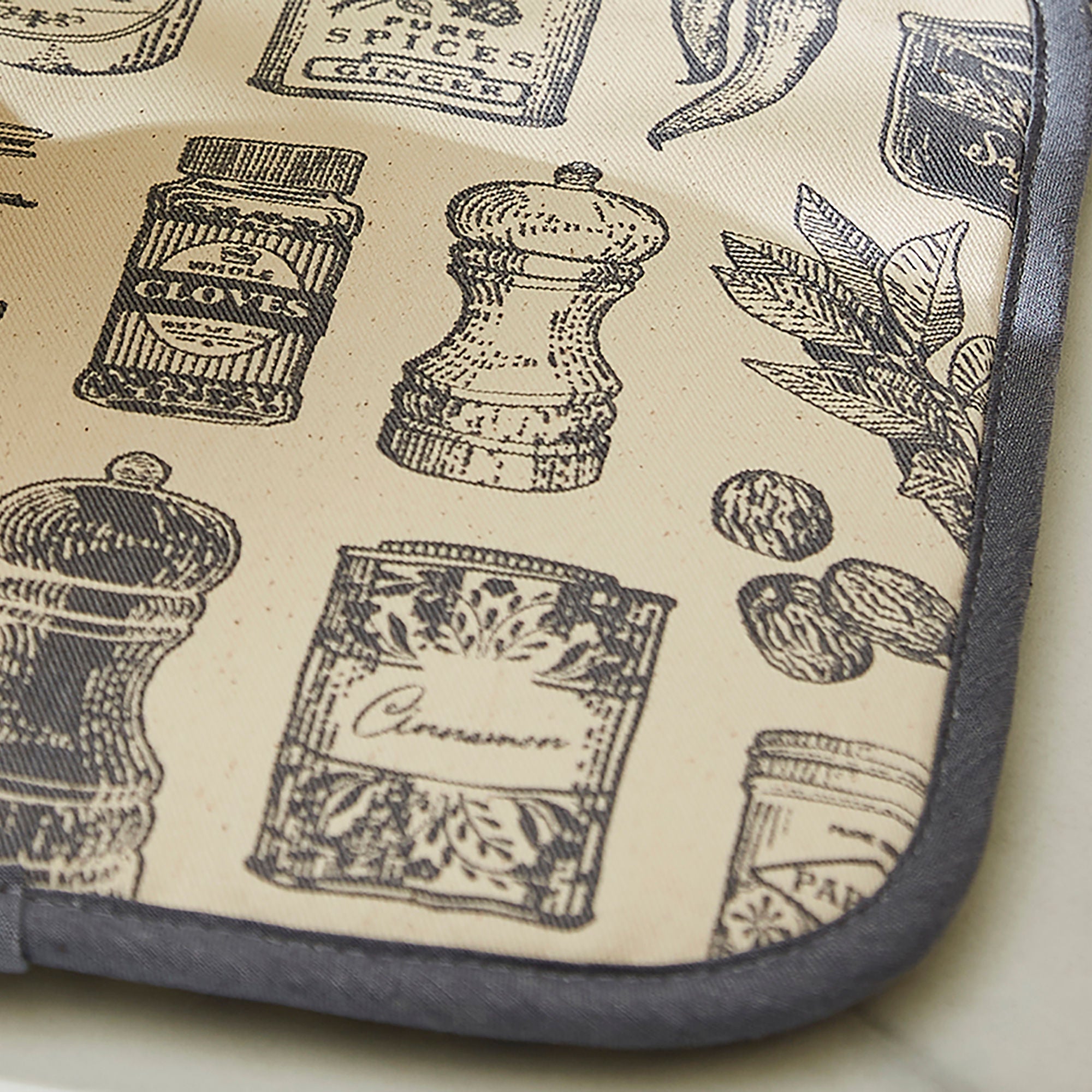 Ulster Weavers Herbs & Spices Pot Mitt One Size in Grey - Pot Mitt - Ulster Weavers