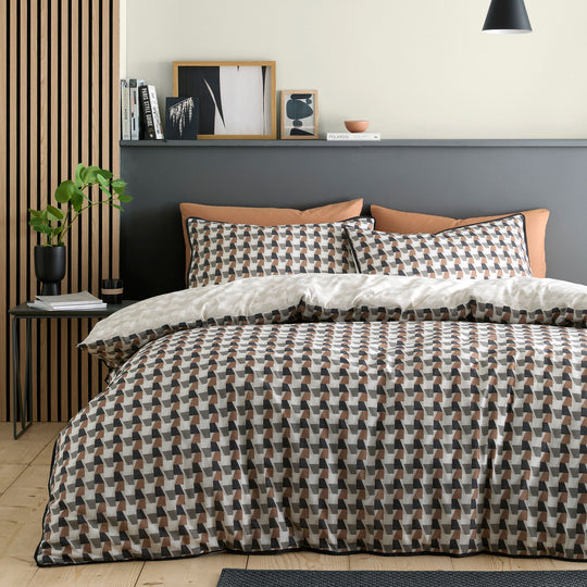 Jett Duvet Cover Set in Brown/Bracken
