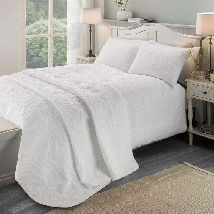 Luana Duvet Cover Set by Serene in White - Duvet Cover Set - Serene