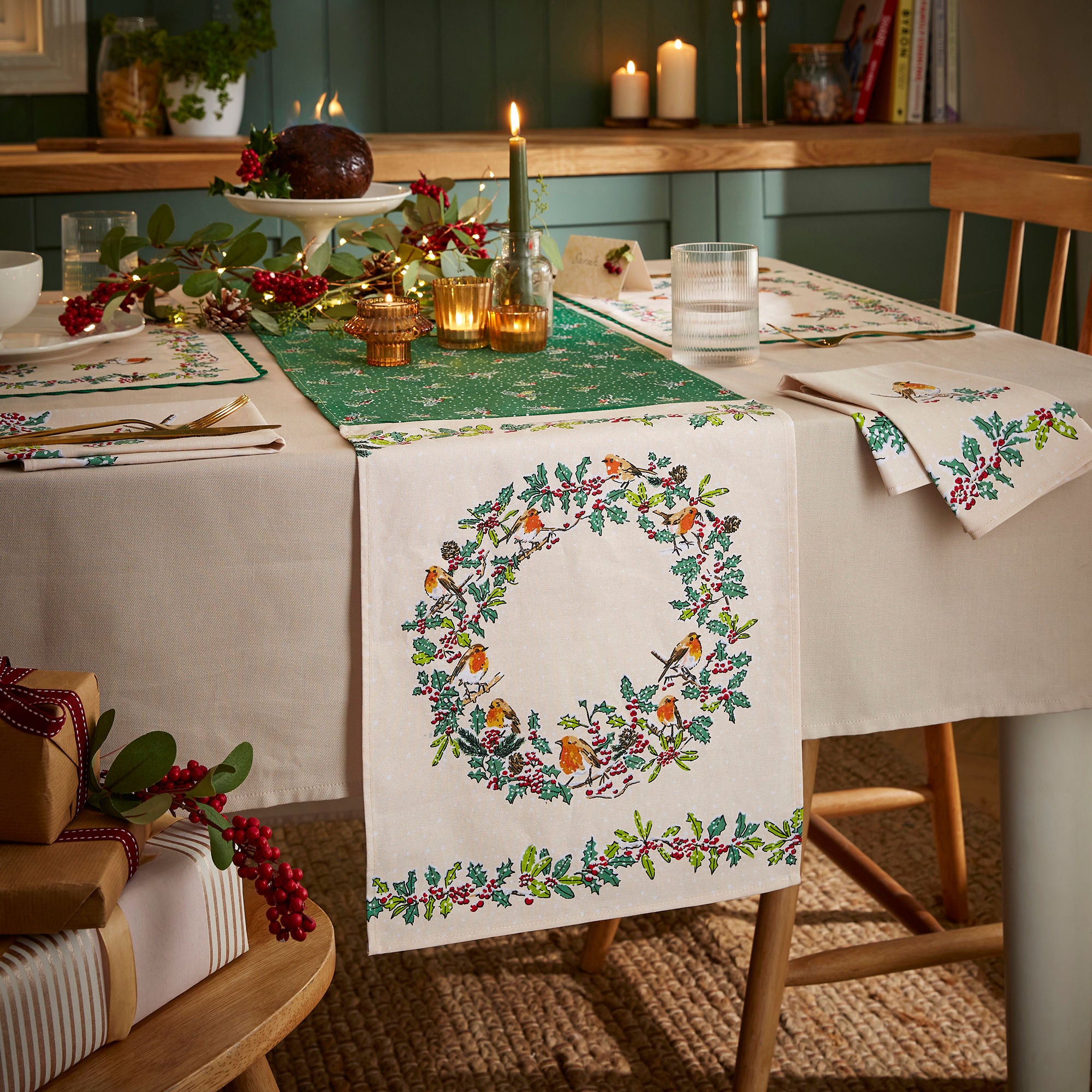 Christmas Robins Napkins 2 Pack in Green - Napkin - Ulster Weavers