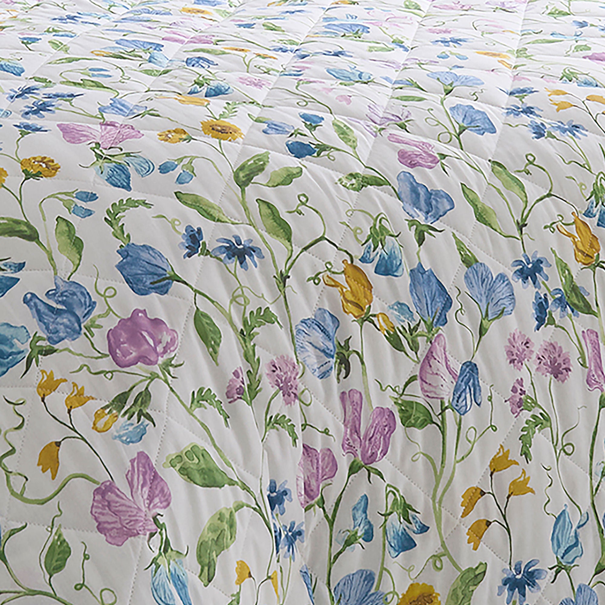 Sweetpea Floral Bedspread in Lilac 200cm x 200cm - Bedspread - Dreams & Drapes