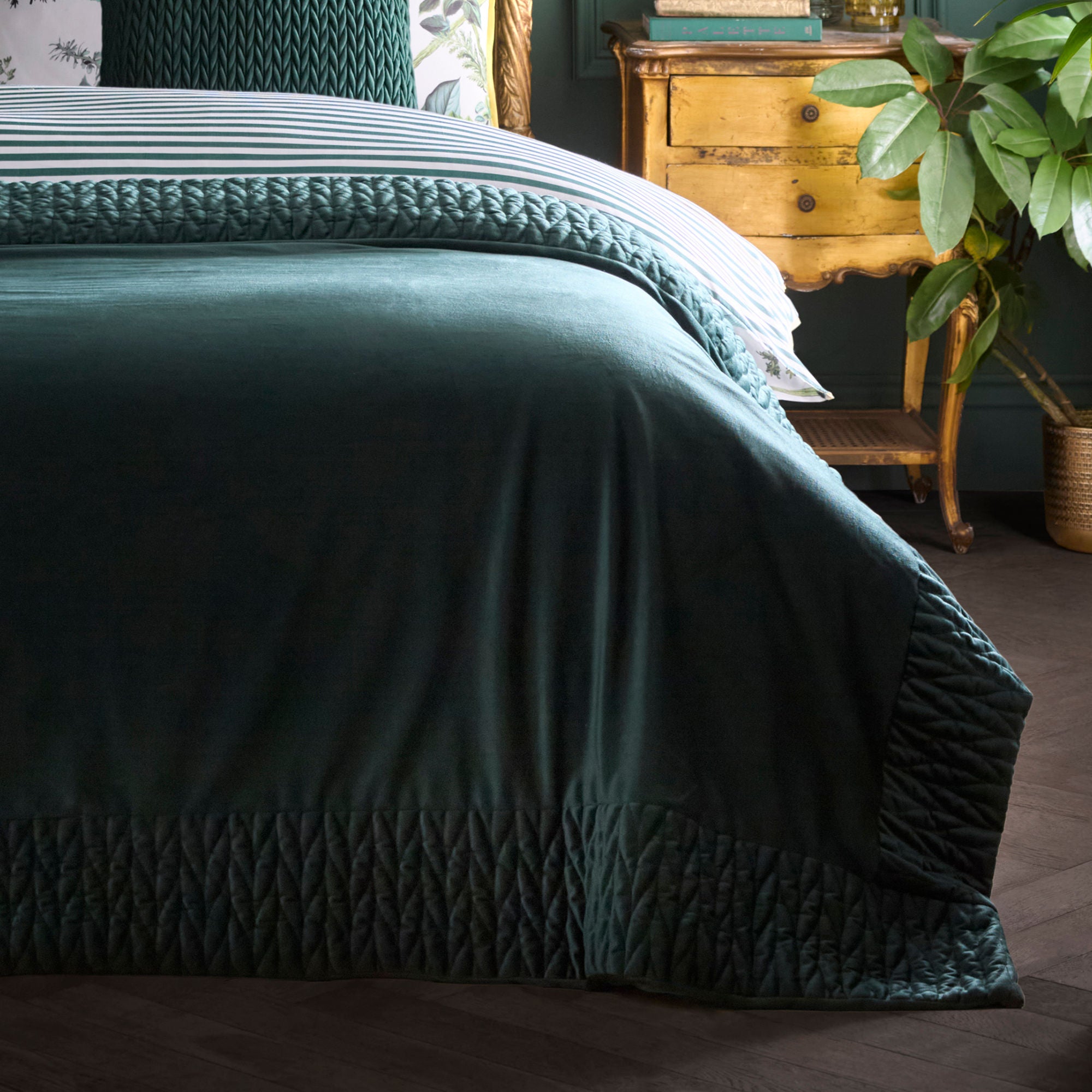 Siena Bedspread in Bottle Green 150 x 220cm - Bedspread - Laurence Llewelyn-Bowen
