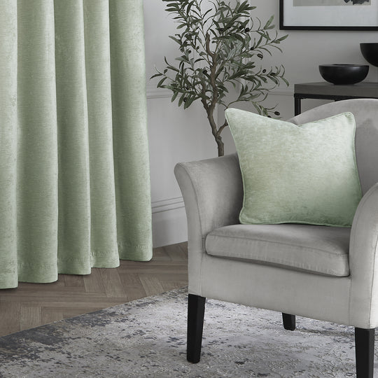 Textured Chenille Cushion in Green 43 x 43cm