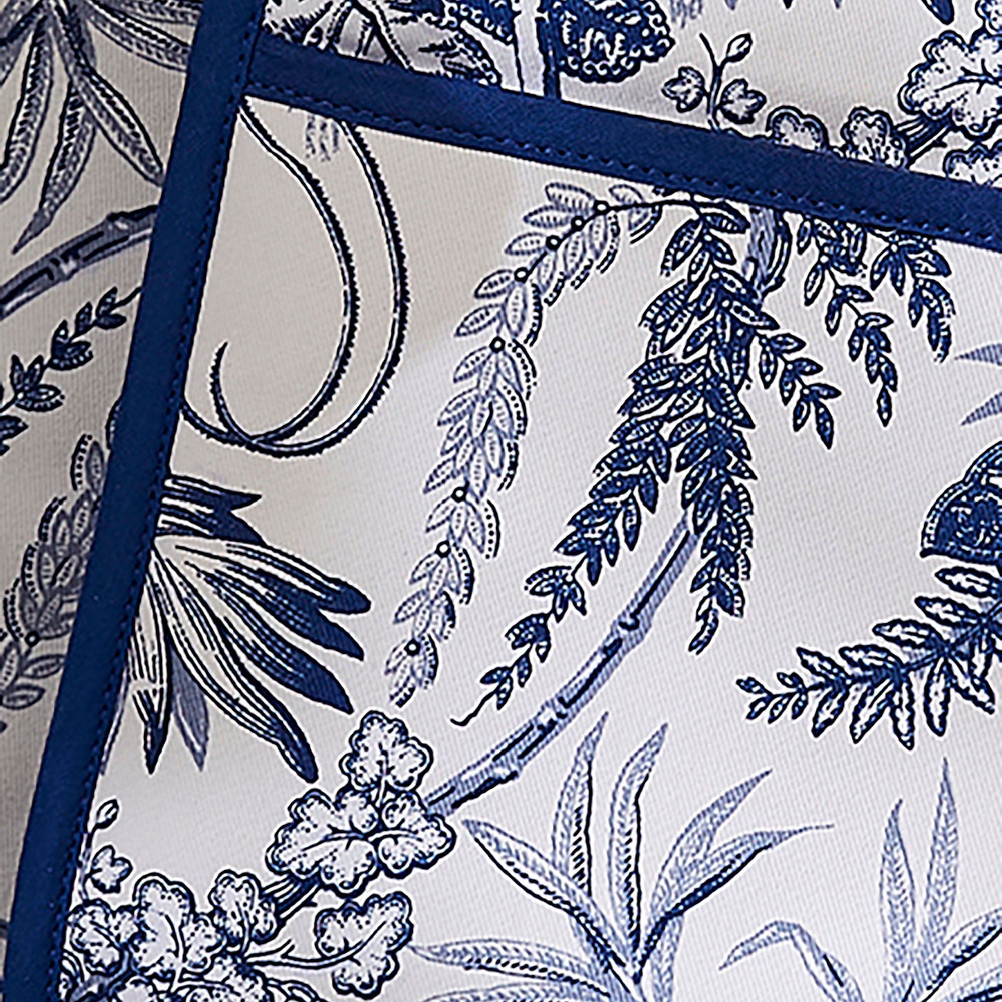 Ulster Weavers Willow Toile Double Oven Glove One Size in Blue - Double Oven Glove - Ulster Weavers