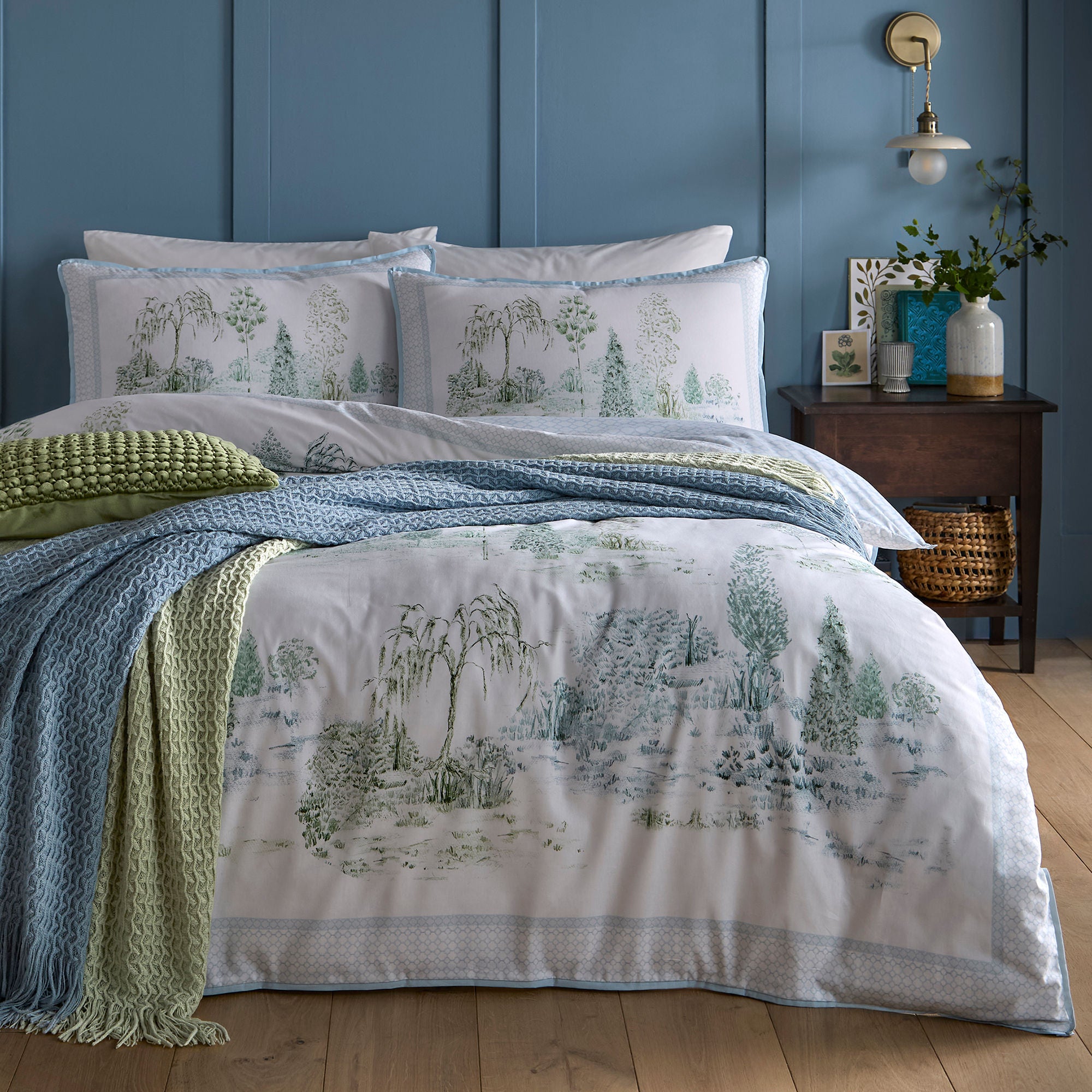 Willow Tree Scene Duvet Cover Set in Blue - Duvet Cover Set - Appletree