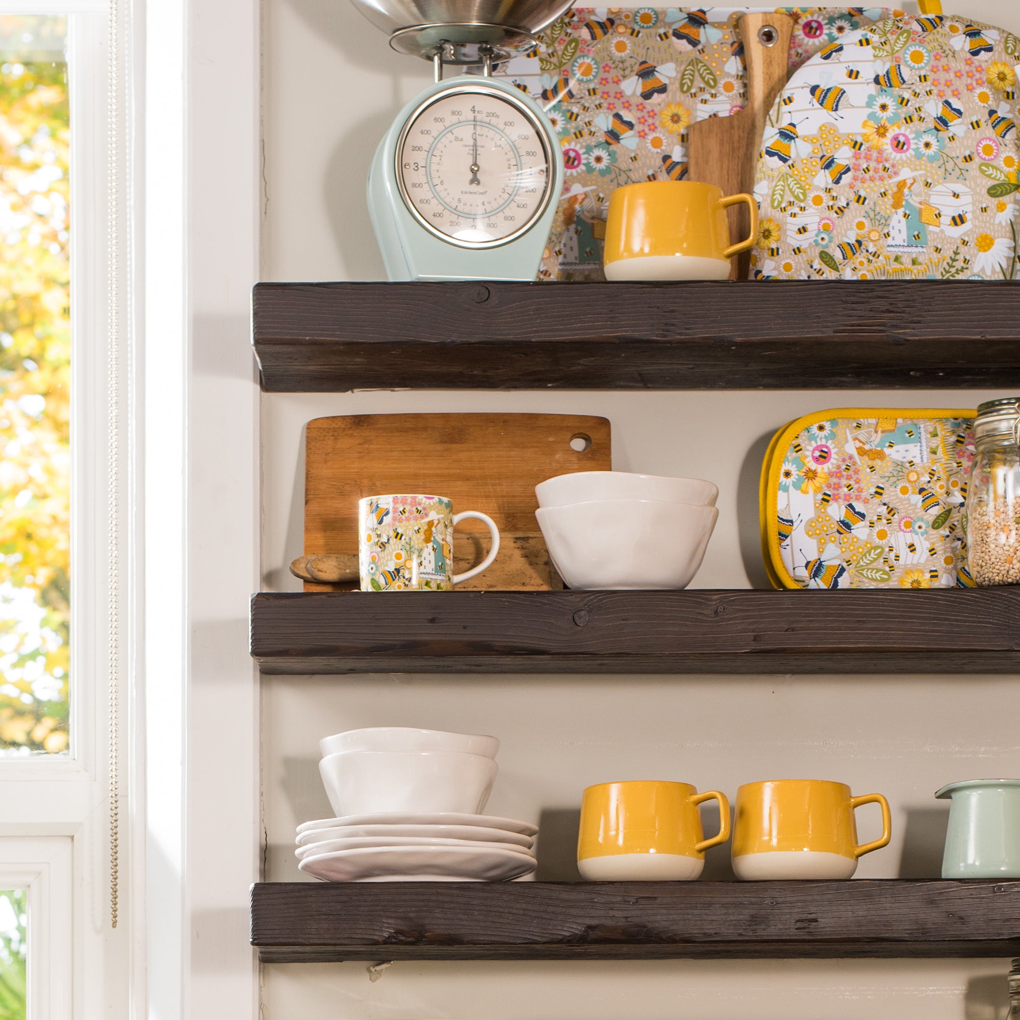 Ulster Weavers Mug - Bee Keeper (New Bone China, Yellow, 250ml) - Mug - Ulster Weavers