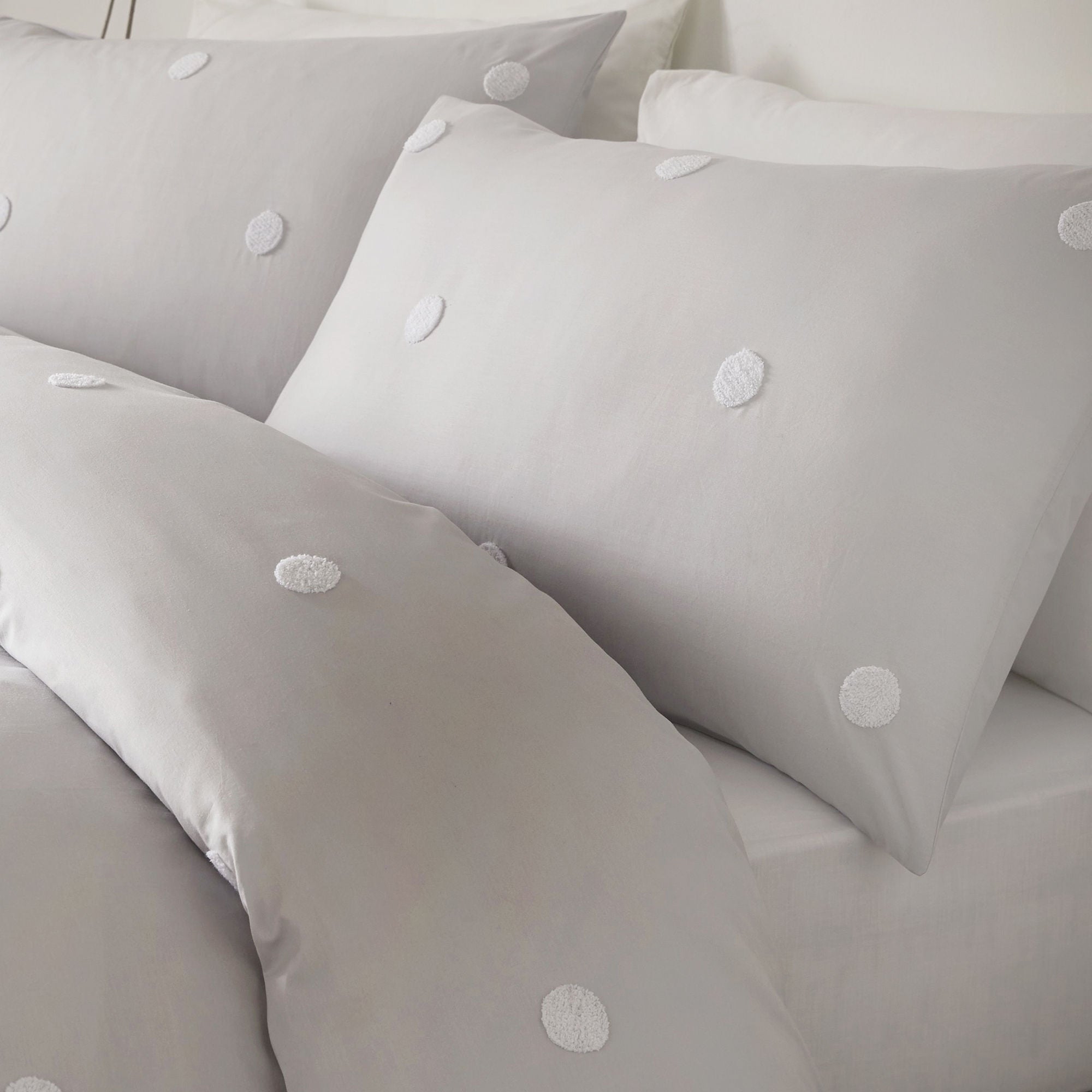 Dot Garden Duvet Cover Set by Appletree Boutique in Silver with White Dots - Duvet Cover Set - Appletree Boutique