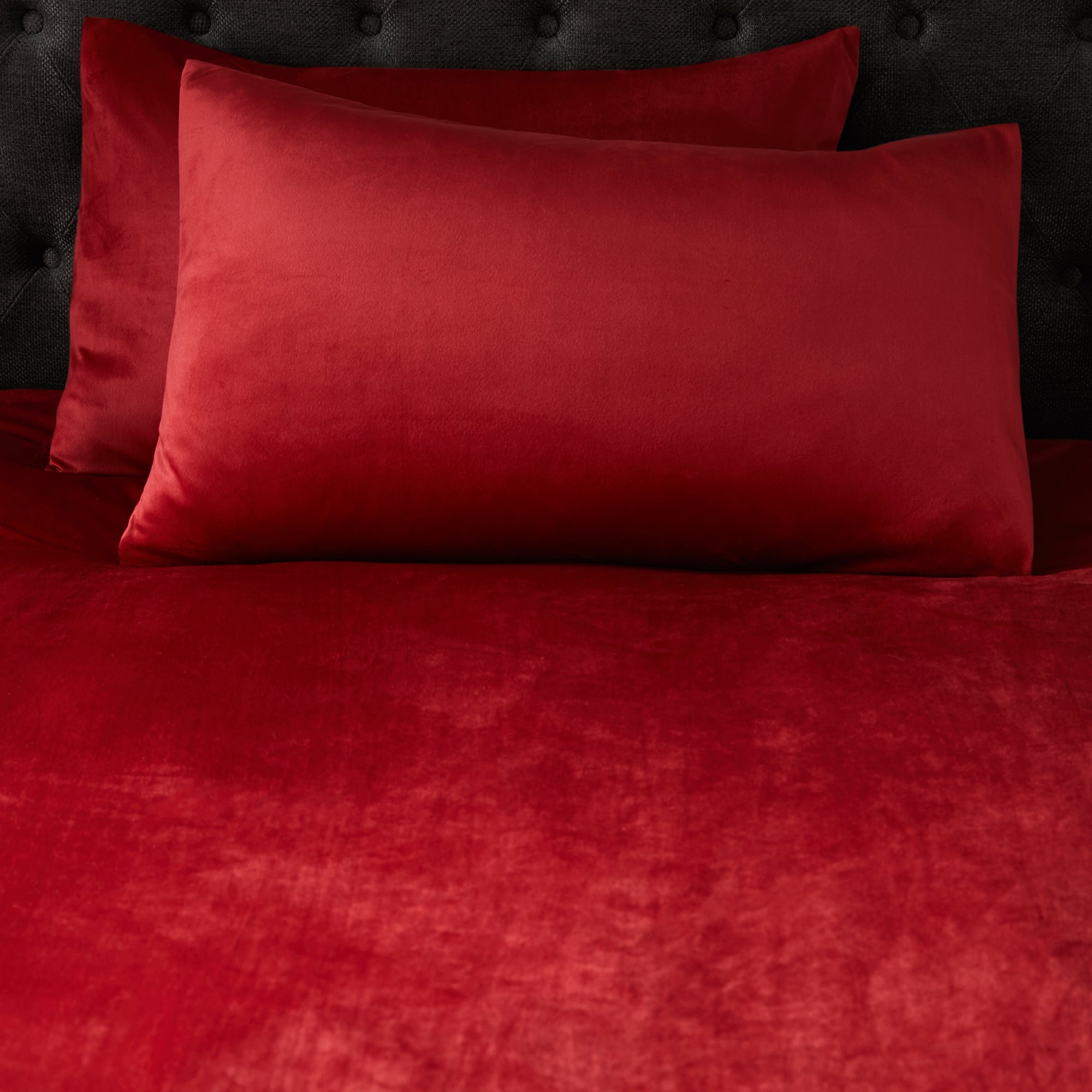 Montrose Duvet Cover Set by Laurence Llewelyn-Bowen in Claret - Duvet Cover Set - Laurence Llewelyn-Bowen