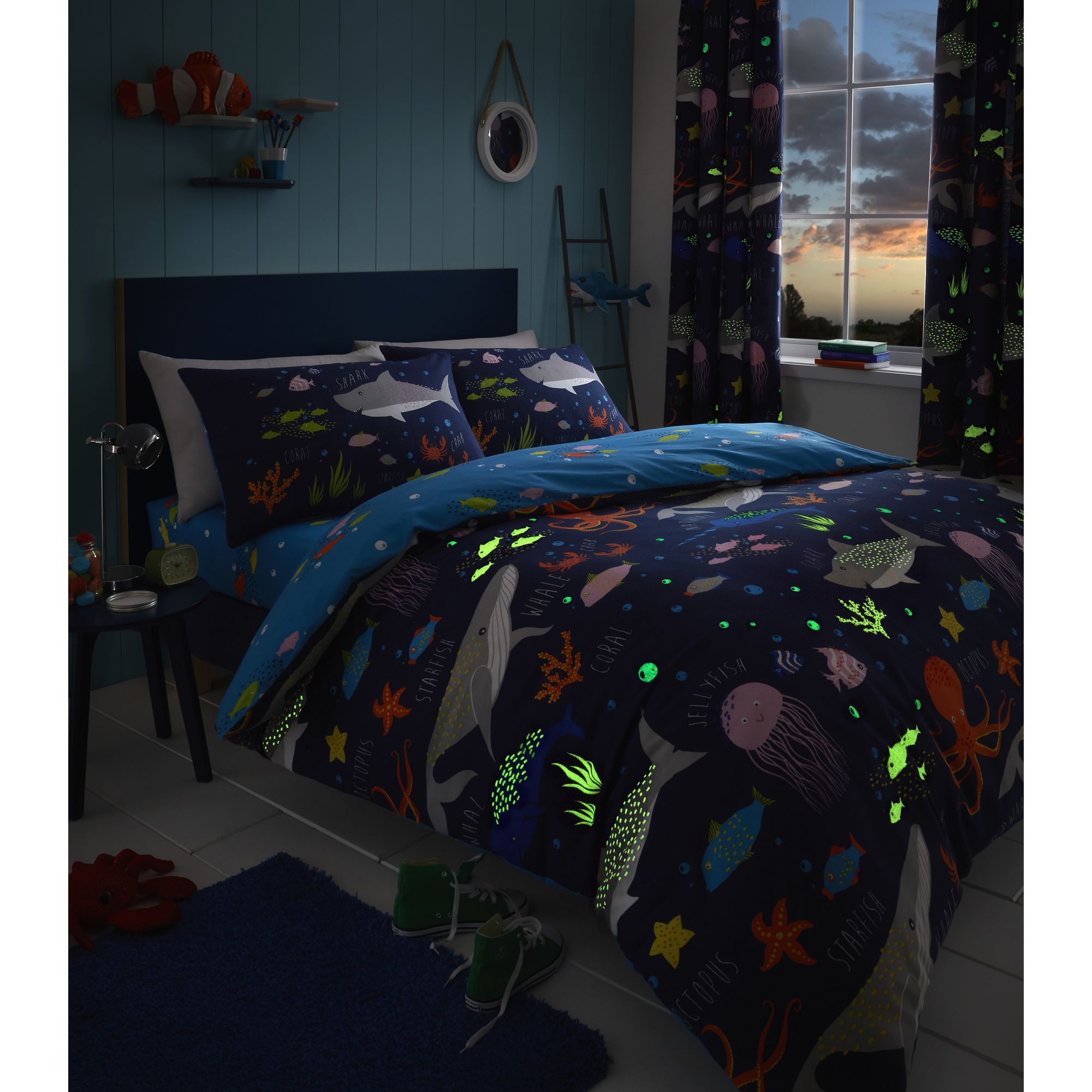 Sea Life Duvet Cover Set by Bedlam in Multicolour - Duvet Cover Set - Bedlam