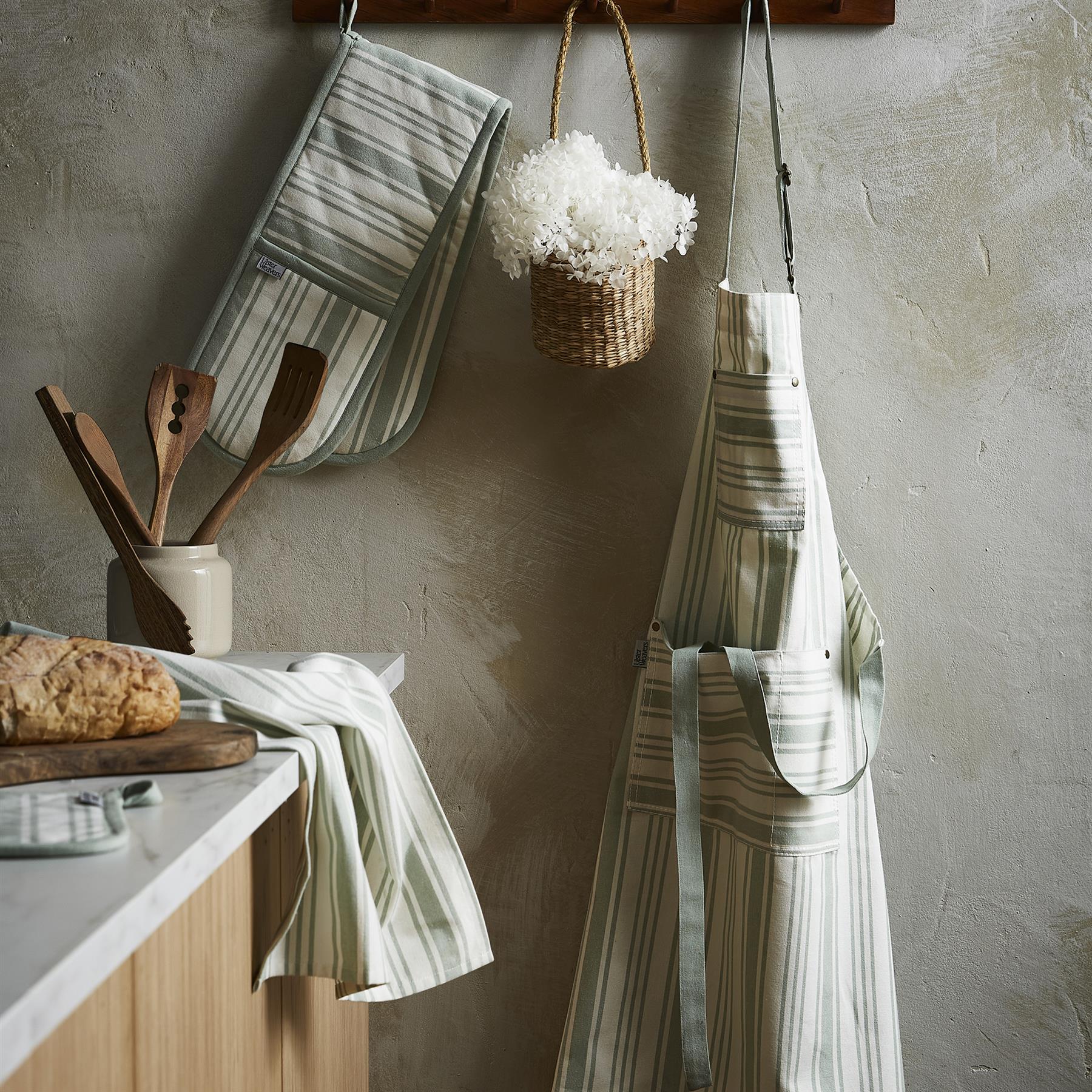 Ulster Weavers Sage Stripe Double Oven Glove One Size in Sage - Double Oven Glove - Ulster Weavers