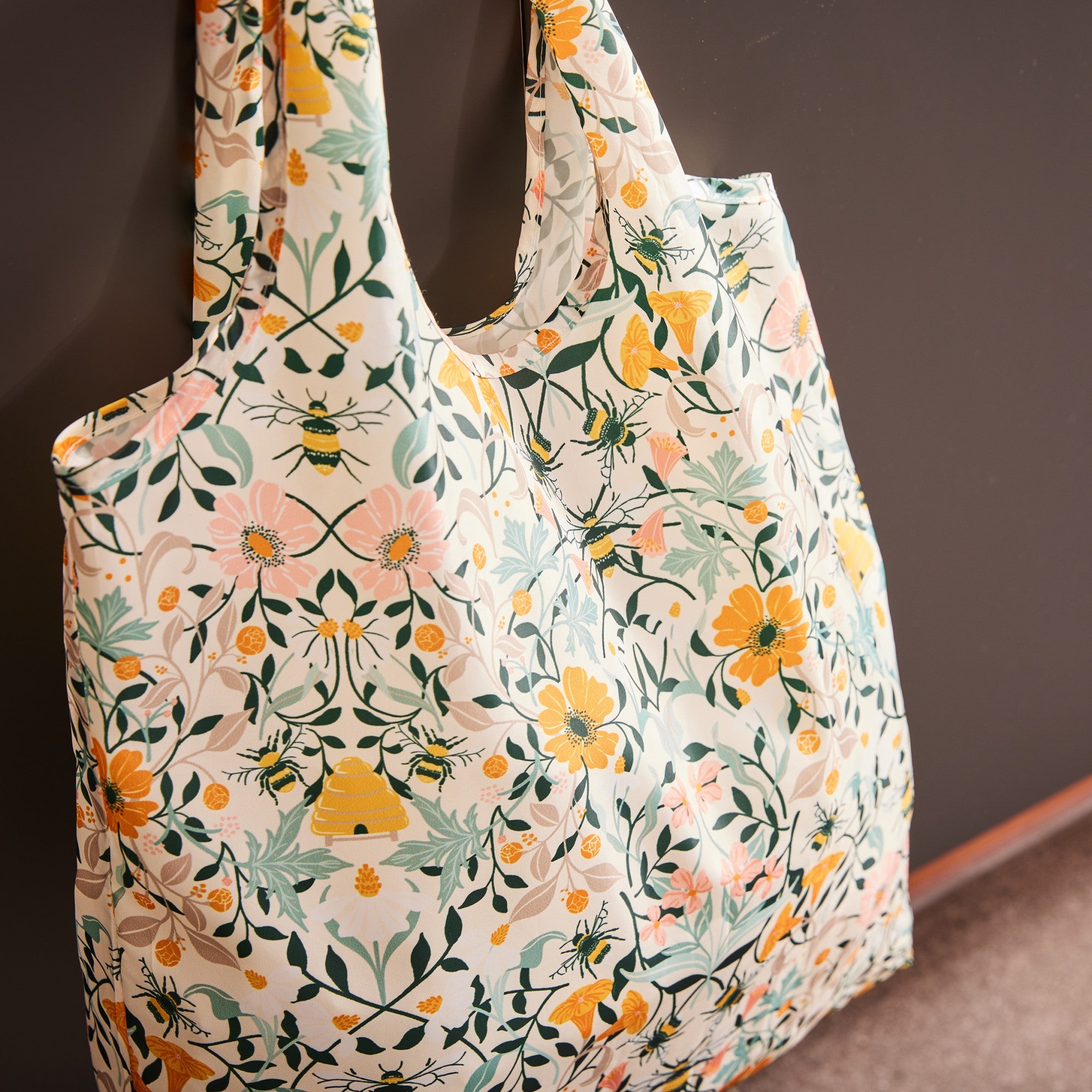 Ulster Weavers Bee Bloom Packable Bag One Size in Multi - Bag - Ulster Weavers