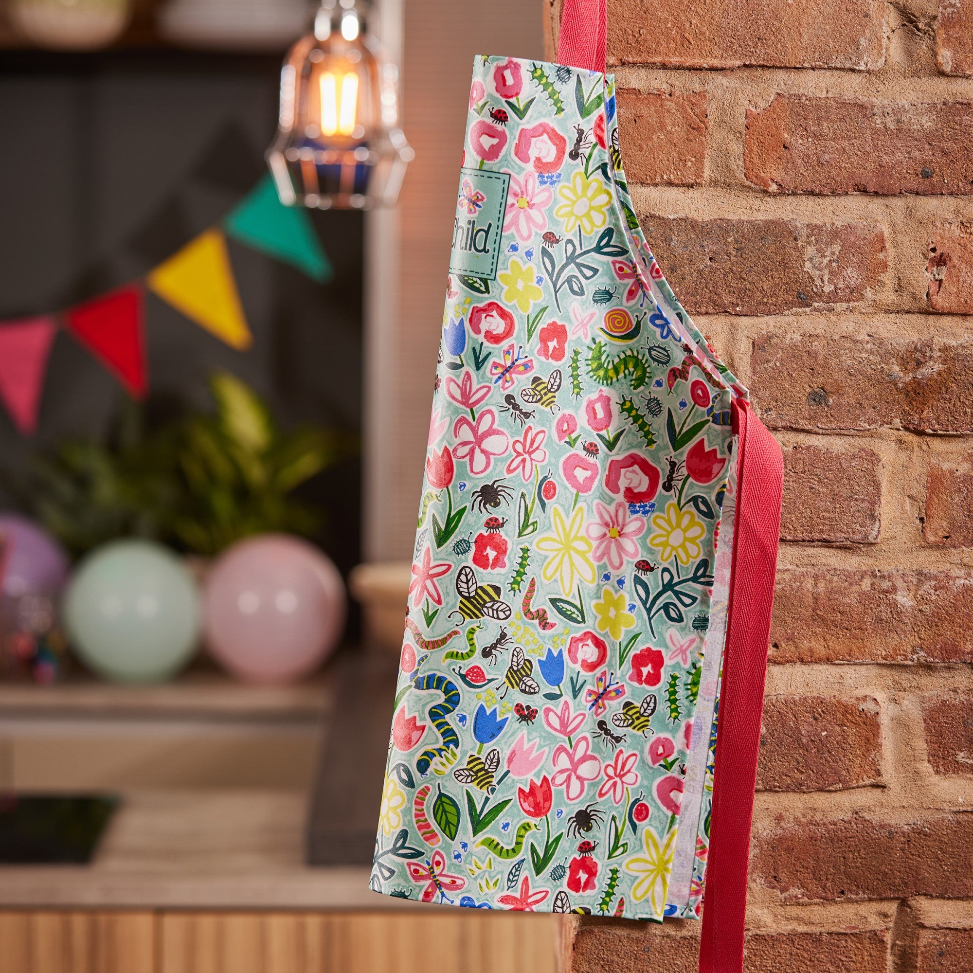 Ulster Weavers Born to be Wild Apron PVC - Kids One Size in Green - Kids Apron - Ulster Weavers